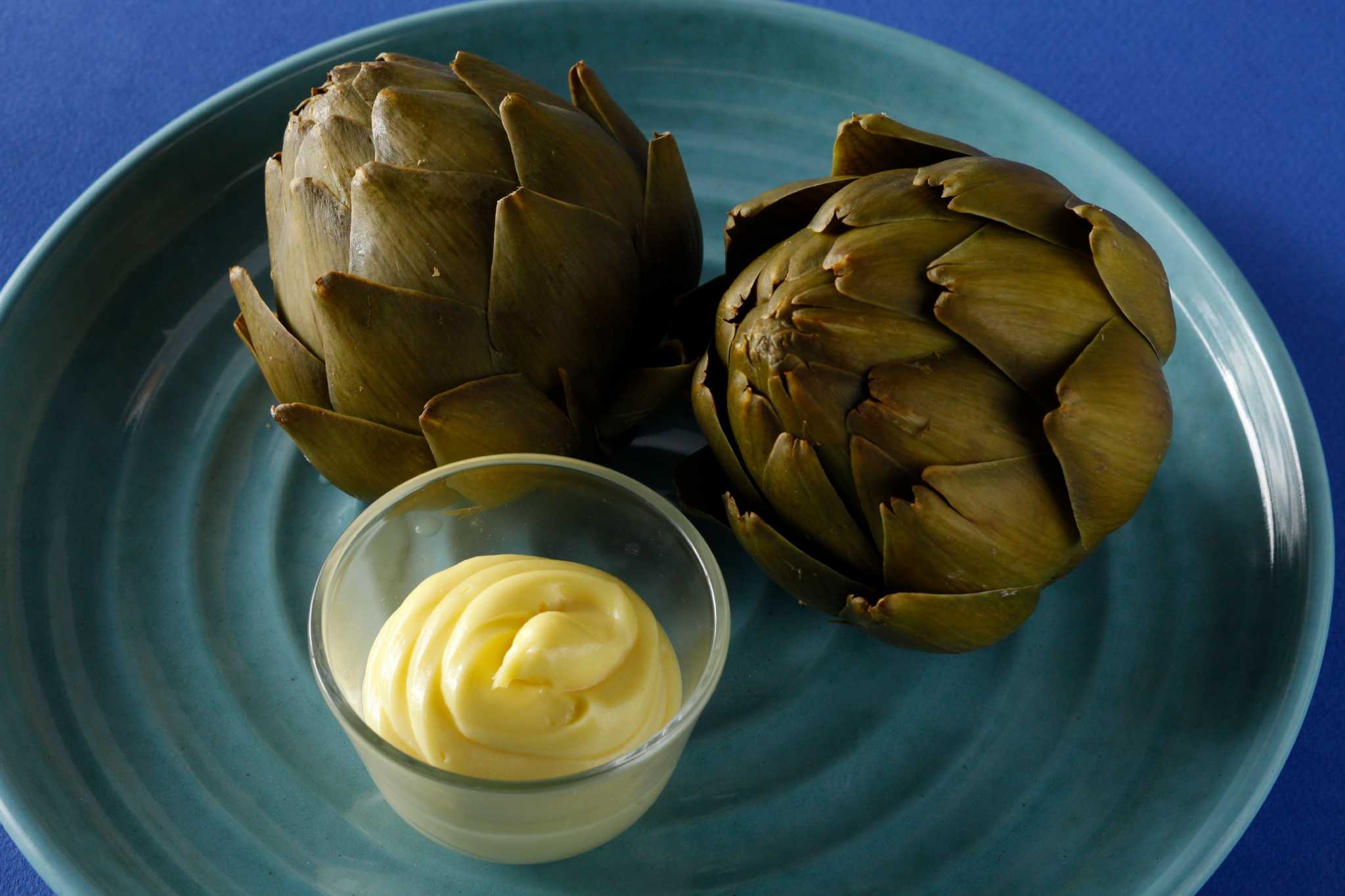 A Guide To Mastering Hollandaise Mayonnaise