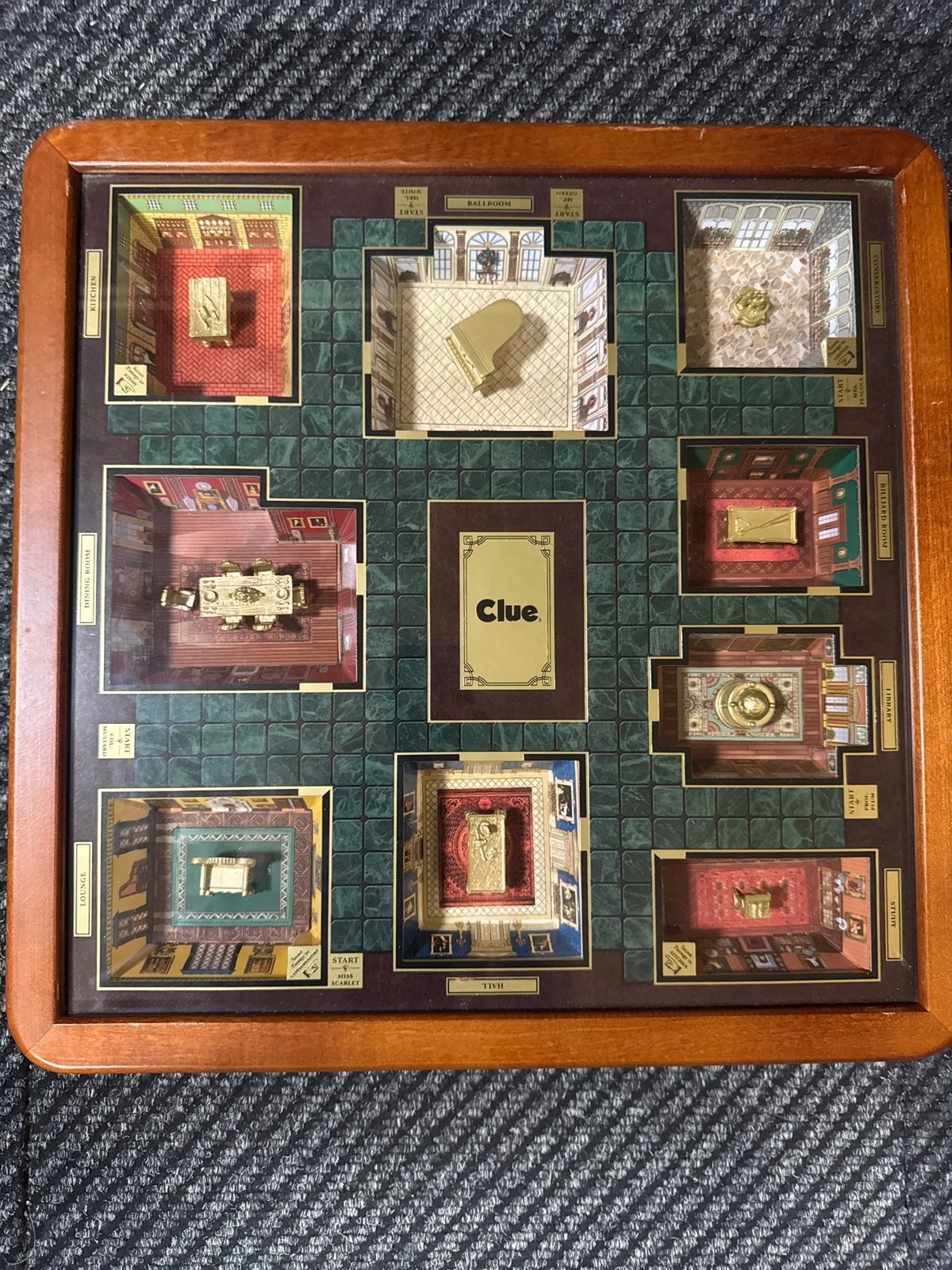 Clue Deluxe Luxury Edition Board Game