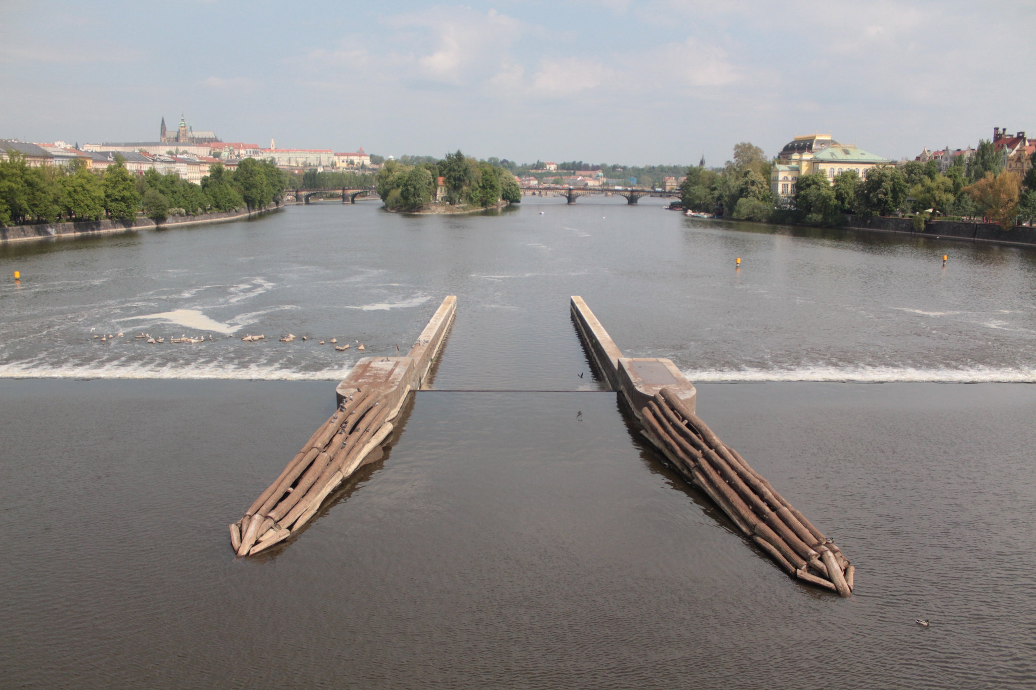 File Weir In Prague jpg Wikimedia Commons File Weir In Prague jpg Wikimedia Commons