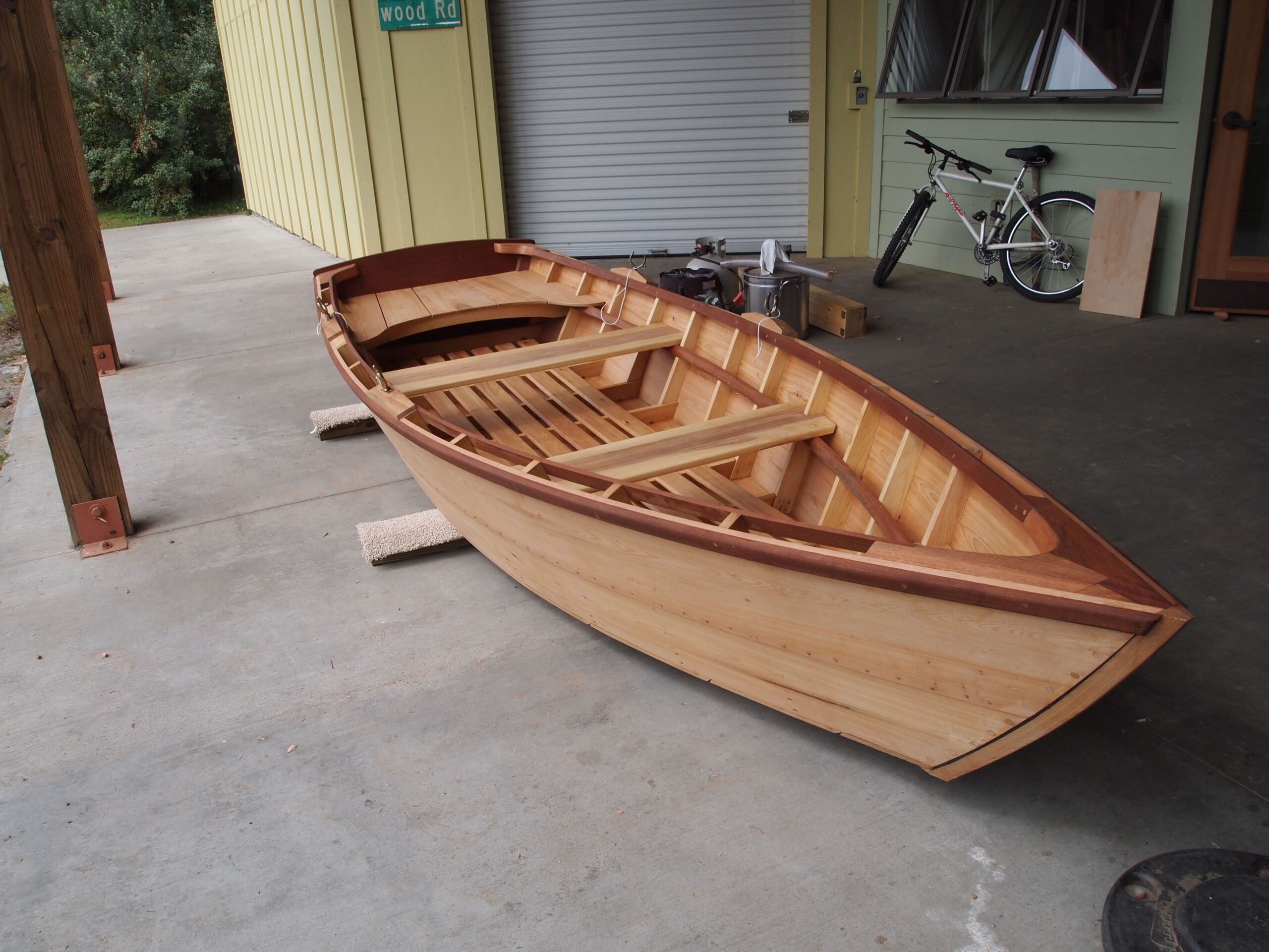 Small Flat Bottomed Boat Nyt Crossword At Dennis Marquis Blog