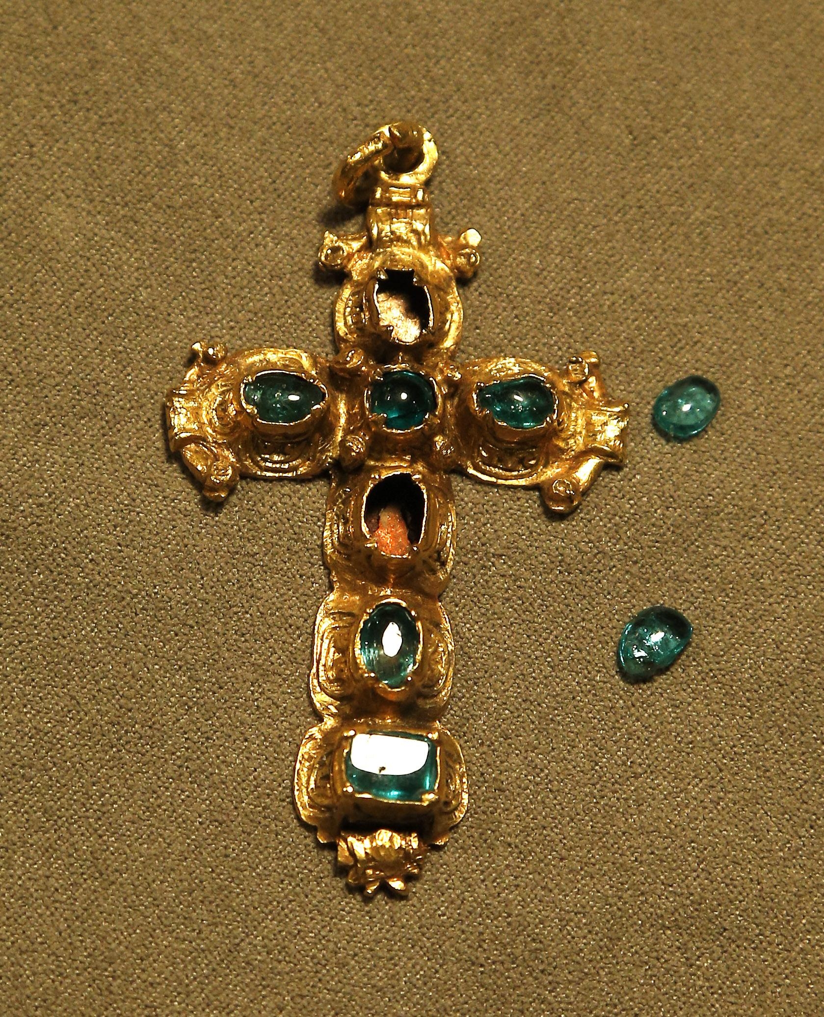 spanish gold crossword clue